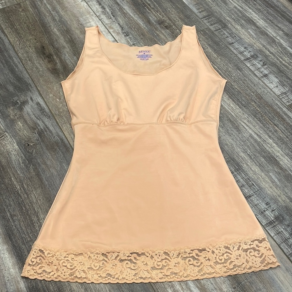 SPANX Nude Cami Tank Shapewear Lace Bottom Scoop Neck Neutral Tan Beige Medium